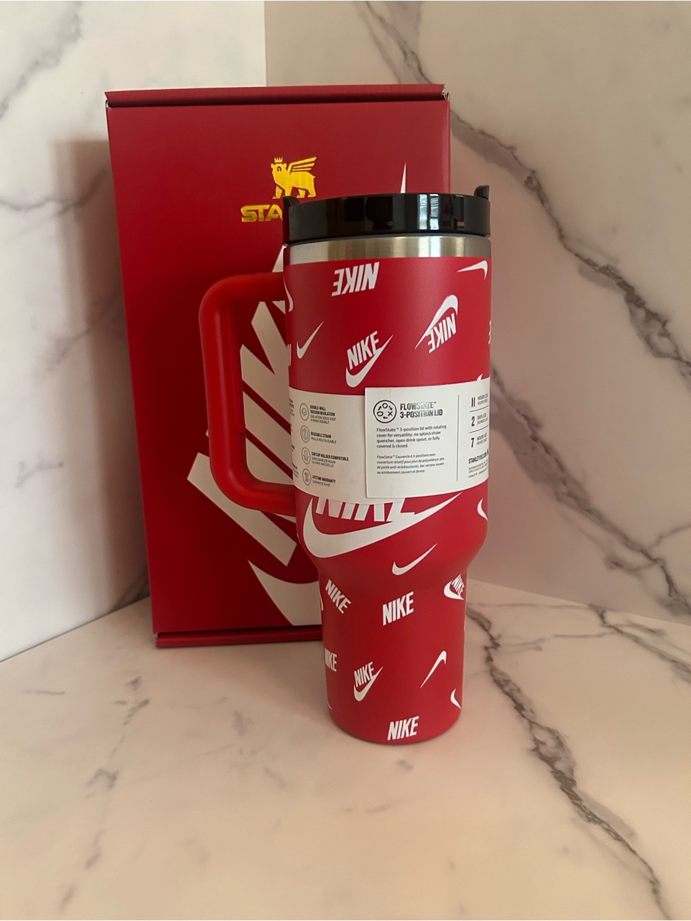 Nike Stanley 40 oz gift box tumblr - Picture 2 of 3